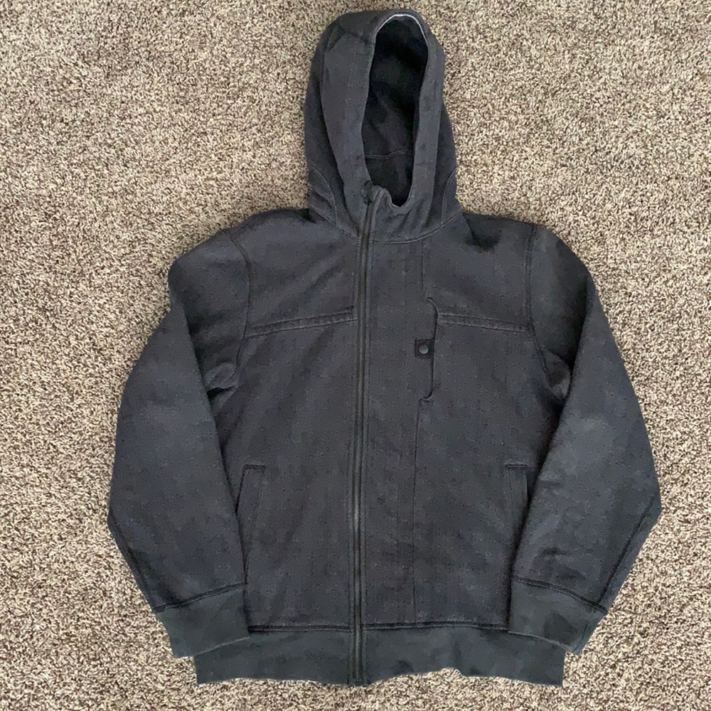 Lululemon Men’s camouflage sweater